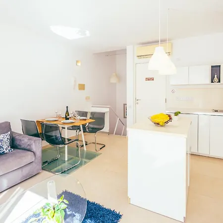 Perfect Location Duplex 2br