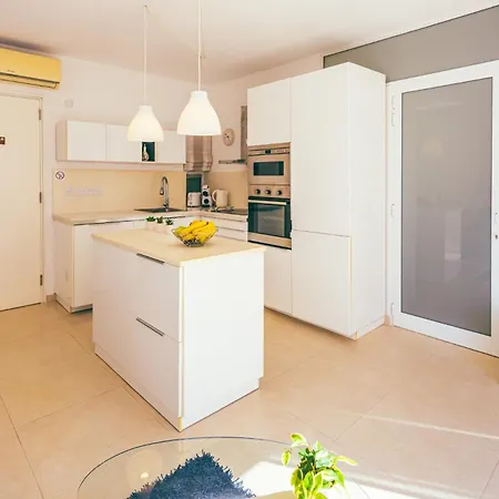 Perfect Location Duplex 2br Apartamento Sliema